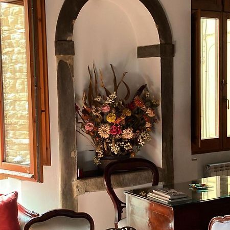 דירות פירנצה Elegant Ramaglianti Flat -Santo Spirito District מראה חיצוני תמונה